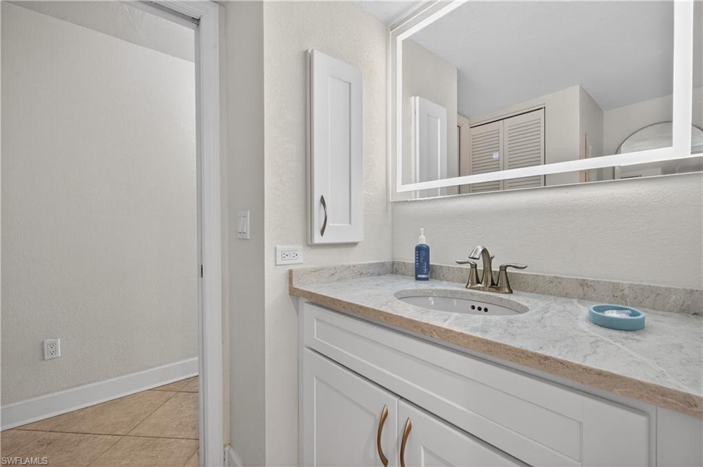 COTTAGE COLONY WEST CONDO - Residential