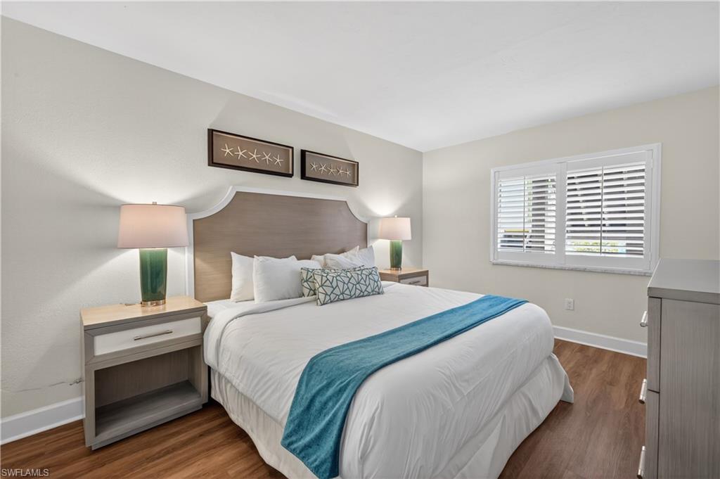 COTTAGE COLONY WEST CONDO - Residential