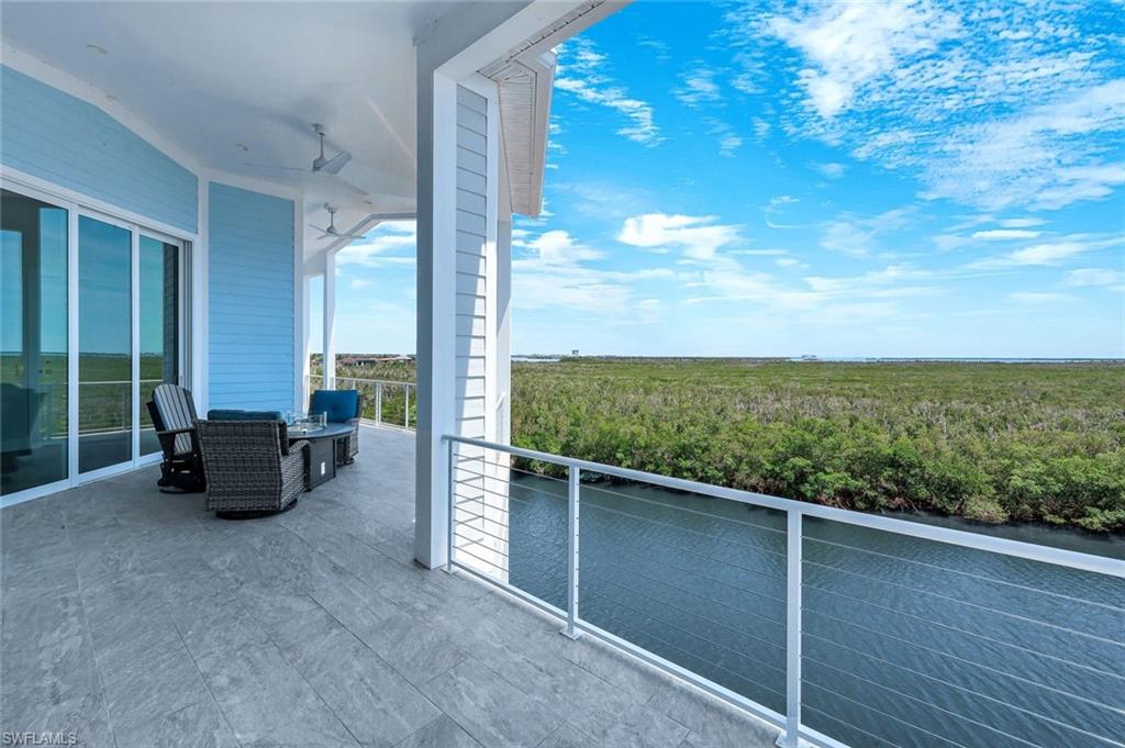 CAPE HARBOUR - Residential