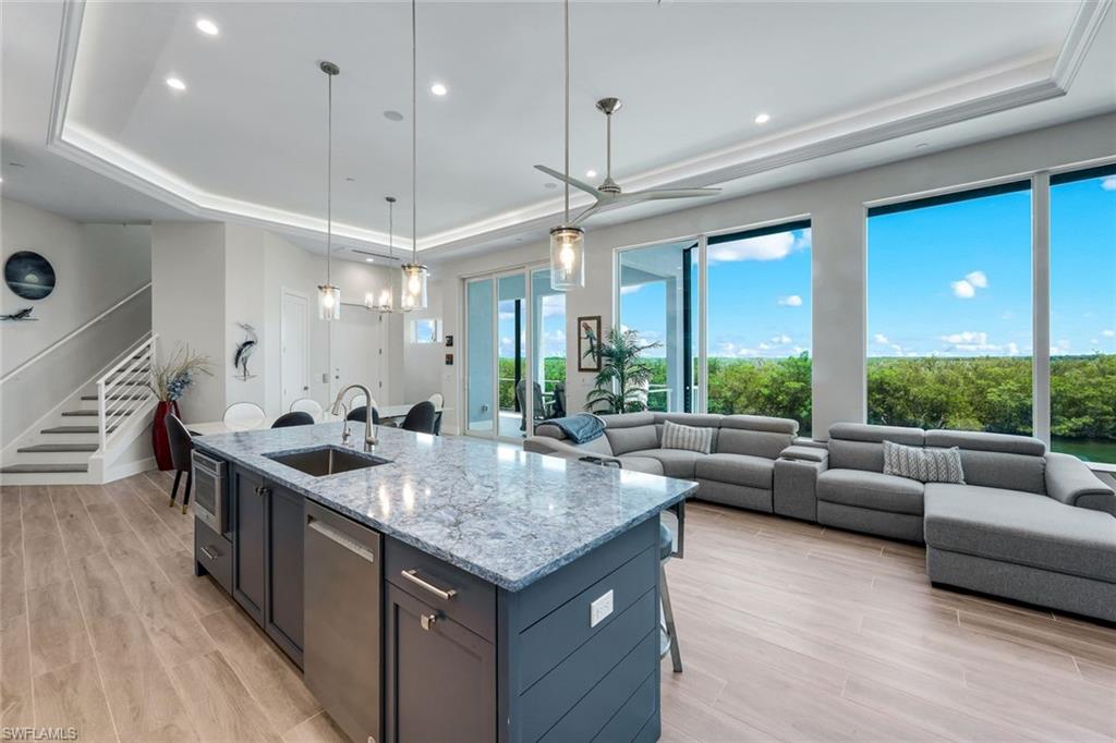CAPE HARBOUR - Residential