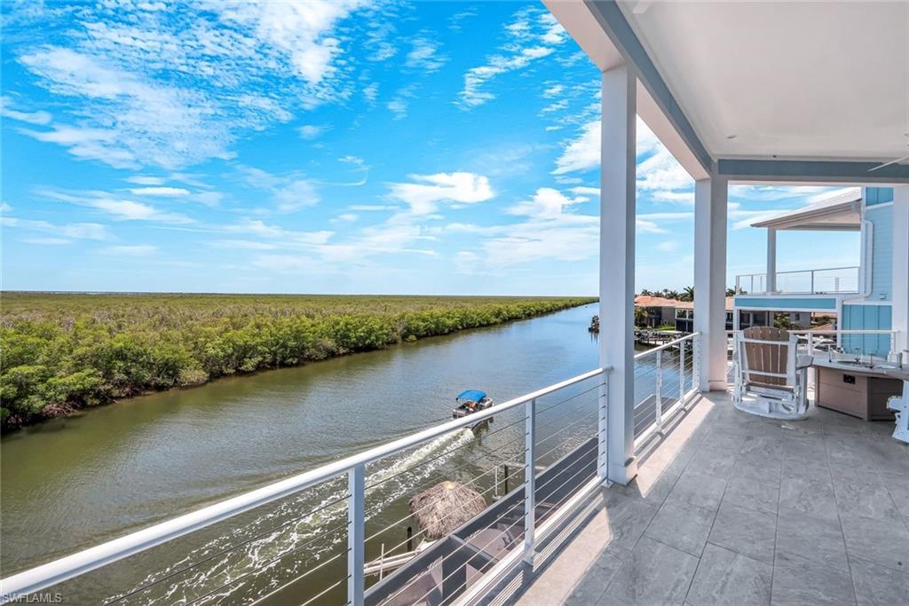 CAPE HARBOUR - Residential