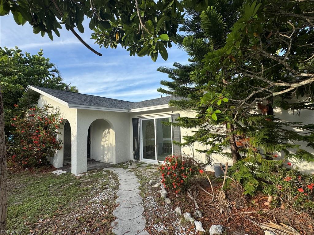 SANIBEL HIGHLANDS - Residential