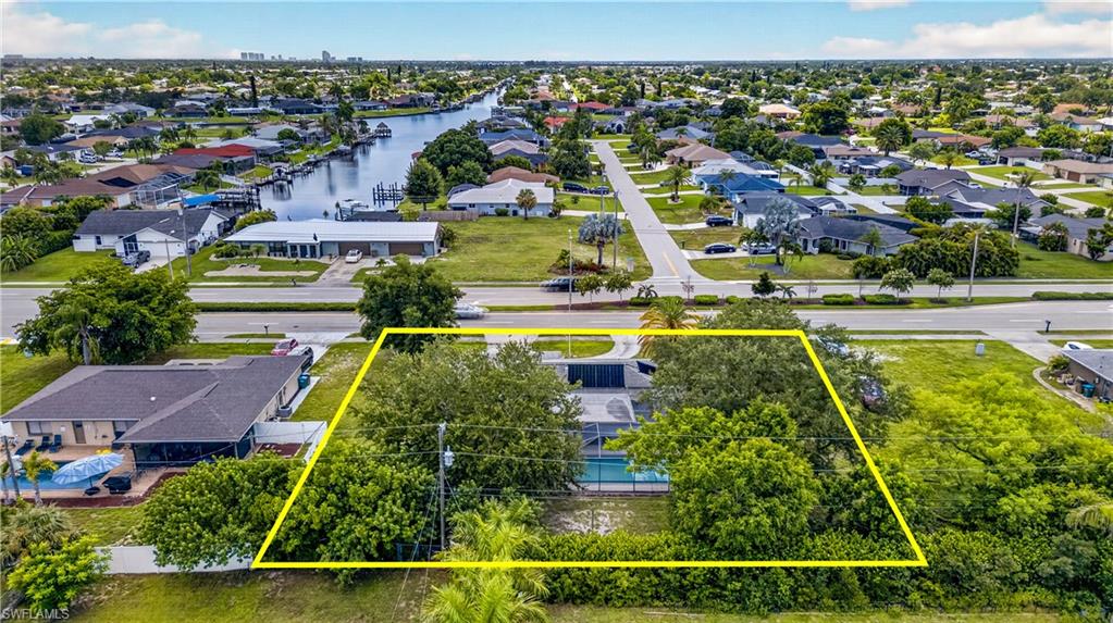 CAPE CORAL - Residential