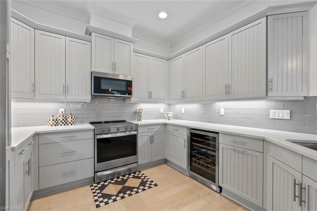 ISLES OF COLLIER PRESERVE - Residential