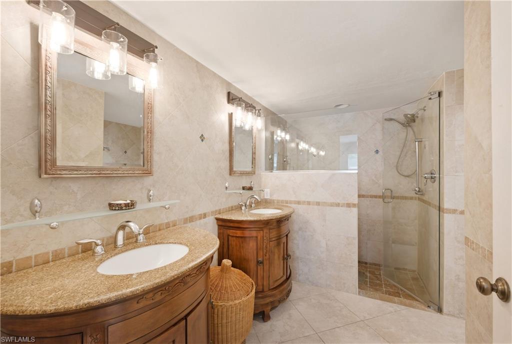 VILLA VIZCAYA - Residential
