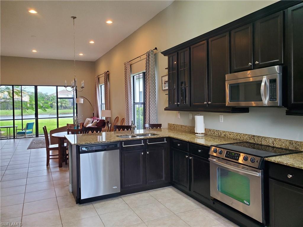 MAPLE RIDGE - Residential Lease