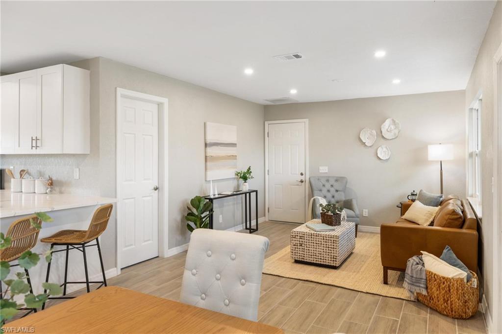 EAST ENGLEWOOD - Residential