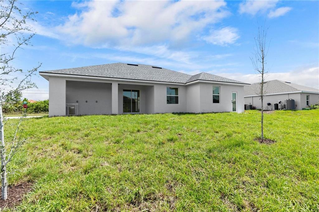 CAPE CORAL - Residential