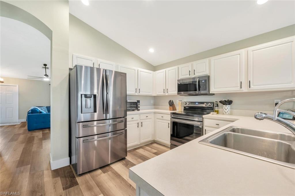 CYPRESS CAY - Residential