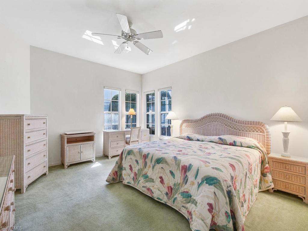 WEDGEFIELD VILLAS - Residential