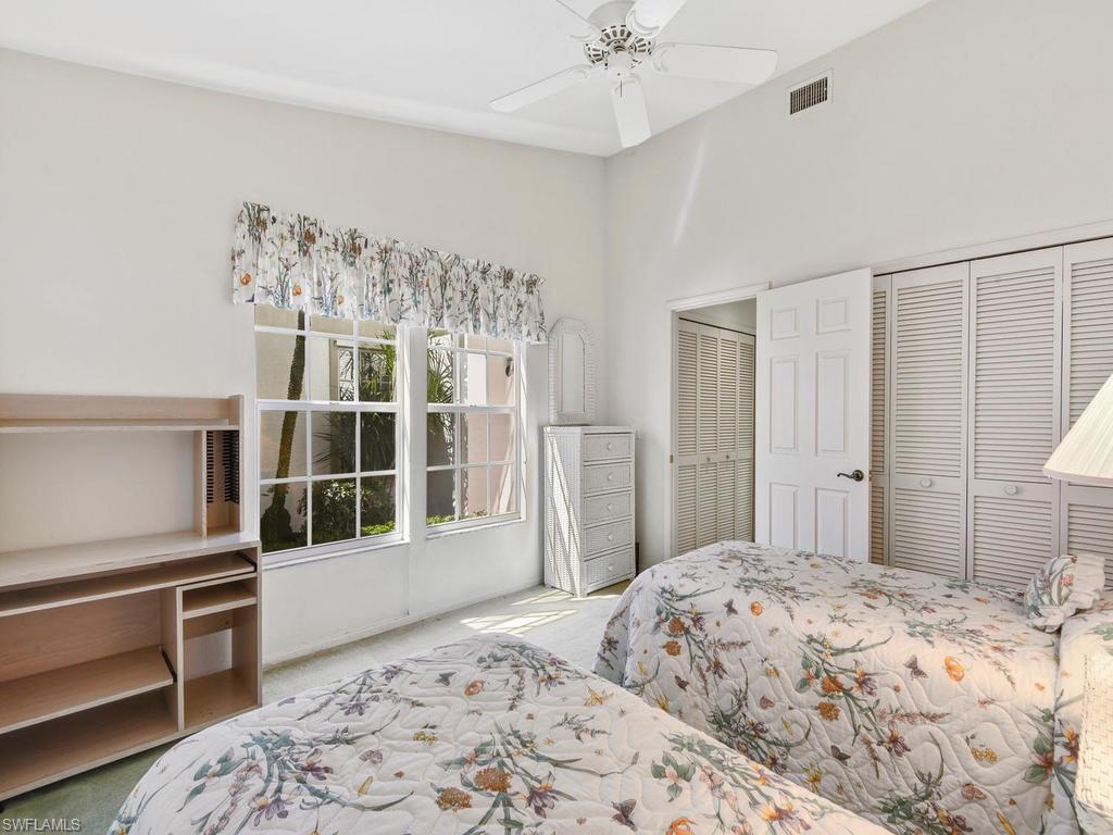 WEDGEFIELD VILLAS - Residential