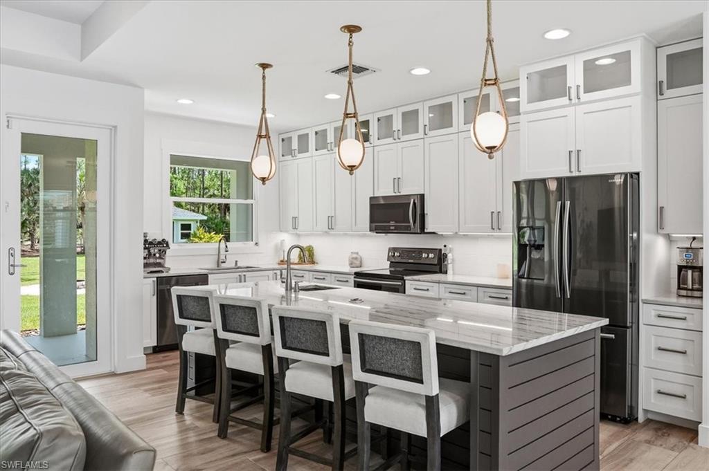 GOLDEN GATE ESTATES - Residential