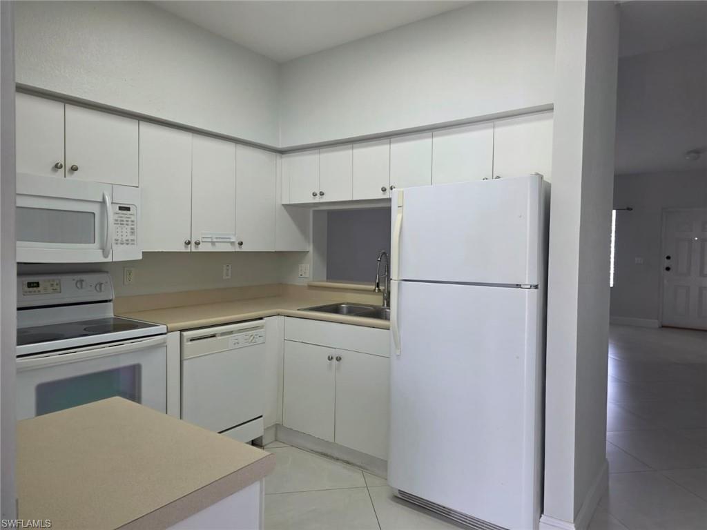 THE COVE AT SIX MILE - Residential