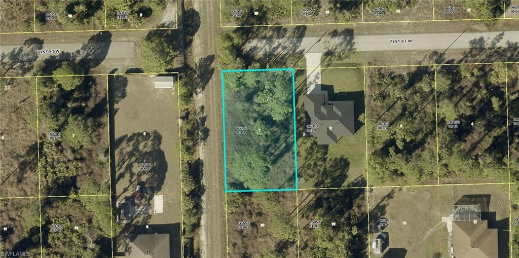 LEHIGH ACRES - Land