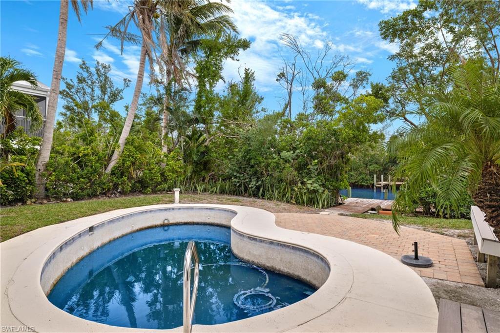 SANIBEL ESTATES - Residential