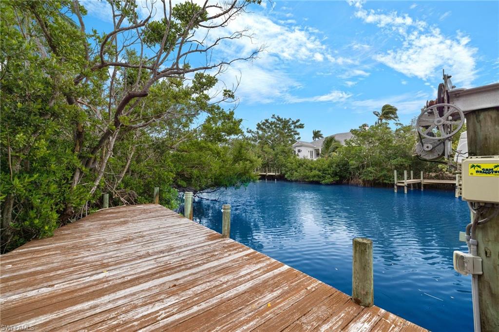SANIBEL ESTATES - Residential
