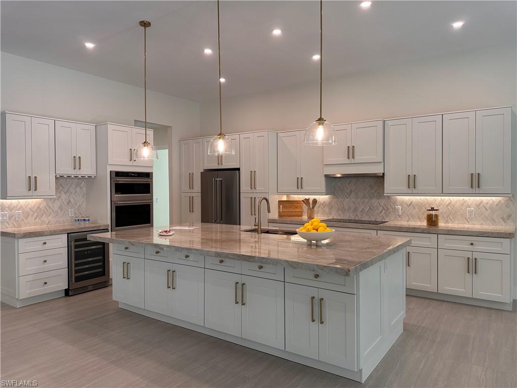 GOLDEN GATE ESTATES - Residential