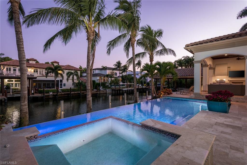 AQUALANE SHORES - Residential