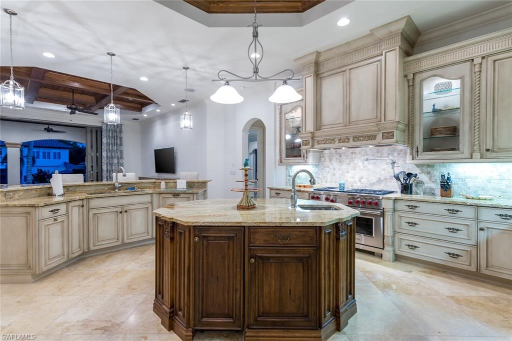 AQUALANE SHORES - Residential