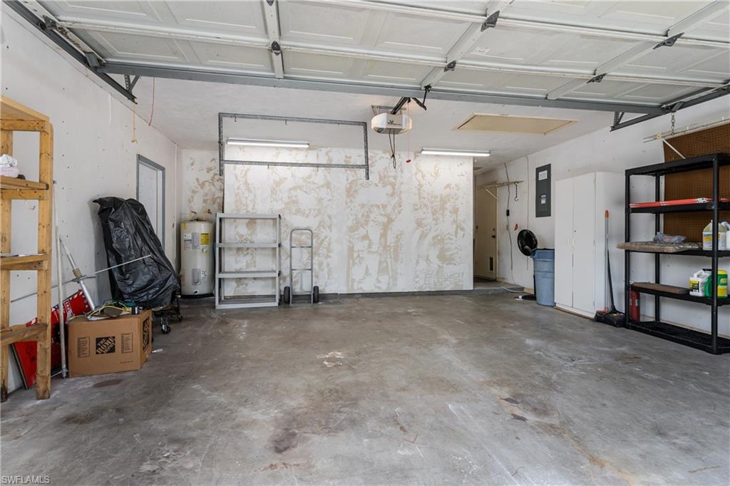 GOLDEN GATE ESTATES - Residential