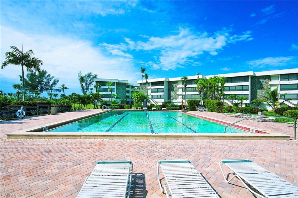GULFSIDE PLACE A LUXURY CONDO - Residential