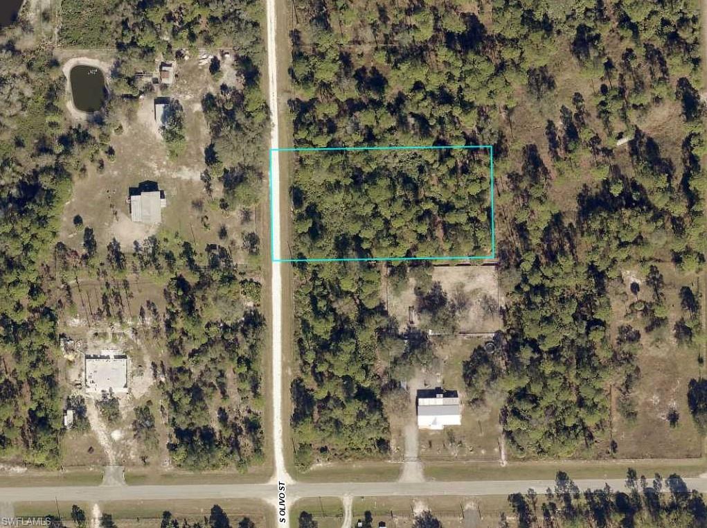 1.25 acre parcel for sale in Montura Ranches Estates, Wonderful area to get away from the city and play all day. The perfect getaway location with plenty of room for outdoor activities. There is a community pool, clubhouse and park nearby and there are no association fees. Land owners at Montura Ranch are also given a key to a gated 3,000 acre preserve for ATV riding, jeep off roading, hunting and primitive camping. There is no time requirement on building so you can buy now and build later. Only 30 minutes from town and about 45 miles to either Fort Myers Beach or West Palm Beach 2 hours from Miami. 20 minutes away from amazing bass fishing and boat marina at Lake Okeechobee. If you love country living, the outdoors and peace & quiet then this is a great place for you to purchase and NO HOA FEES! Priced to sell quickly, Be part of this beautiful area Montura Ranch Estate come see it now, don't miss out on this rare opportunity to own your piece of the American Dream!!