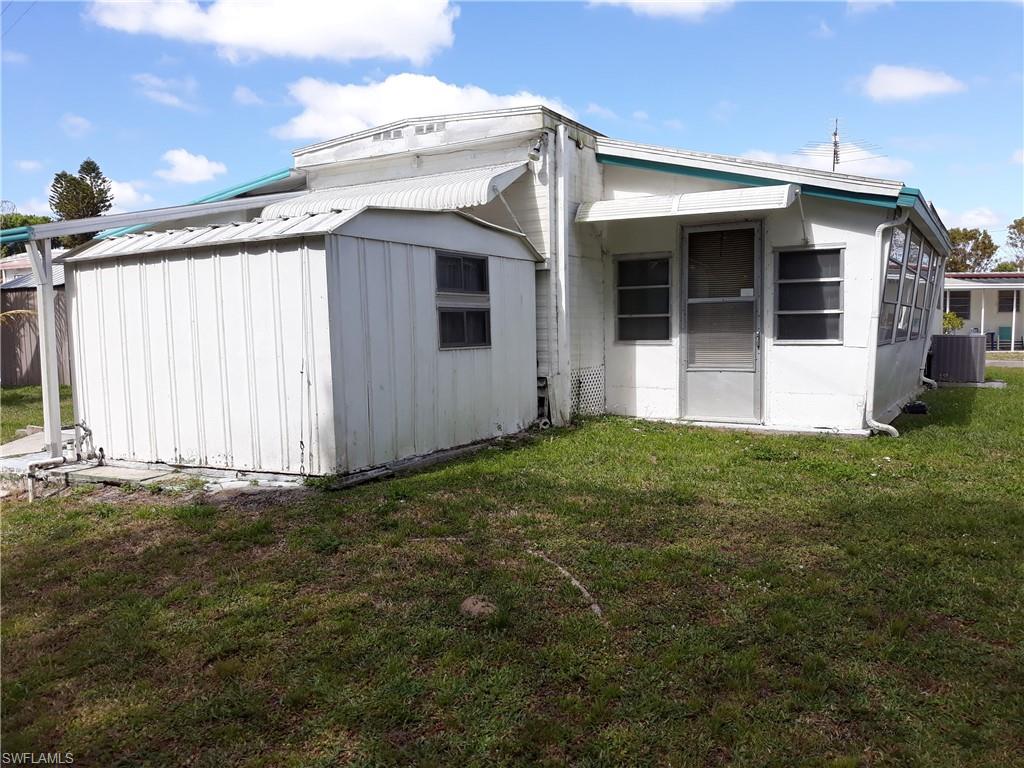 MOBILE MANOR - Residential