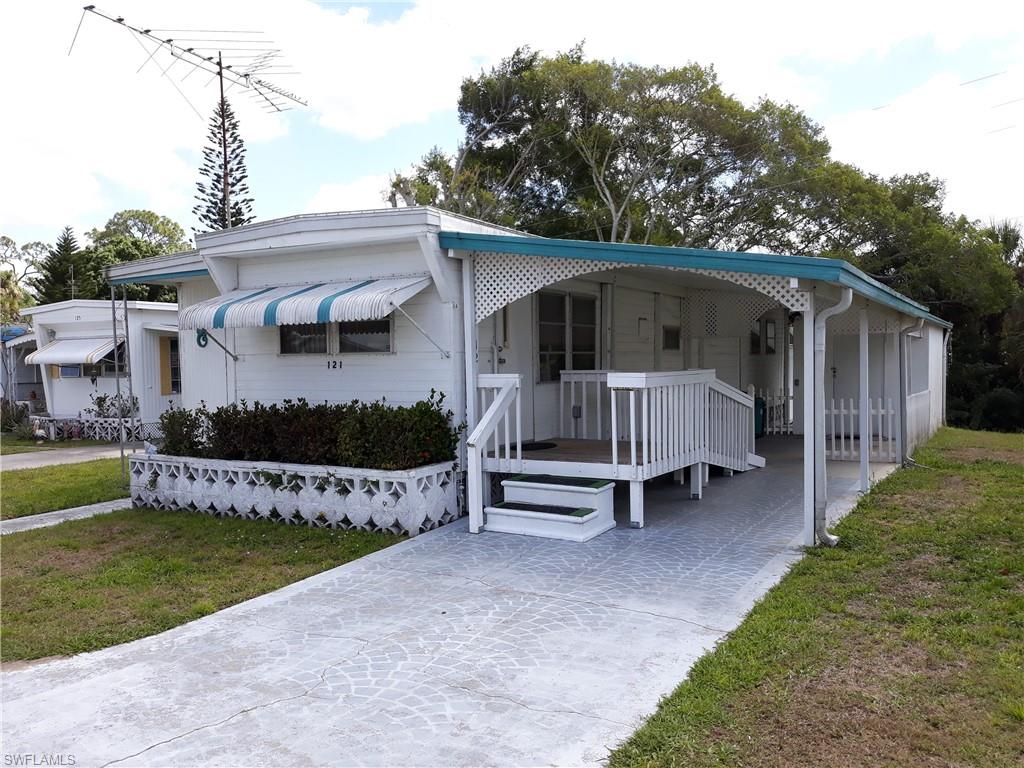 MOBILE MANOR - Residential