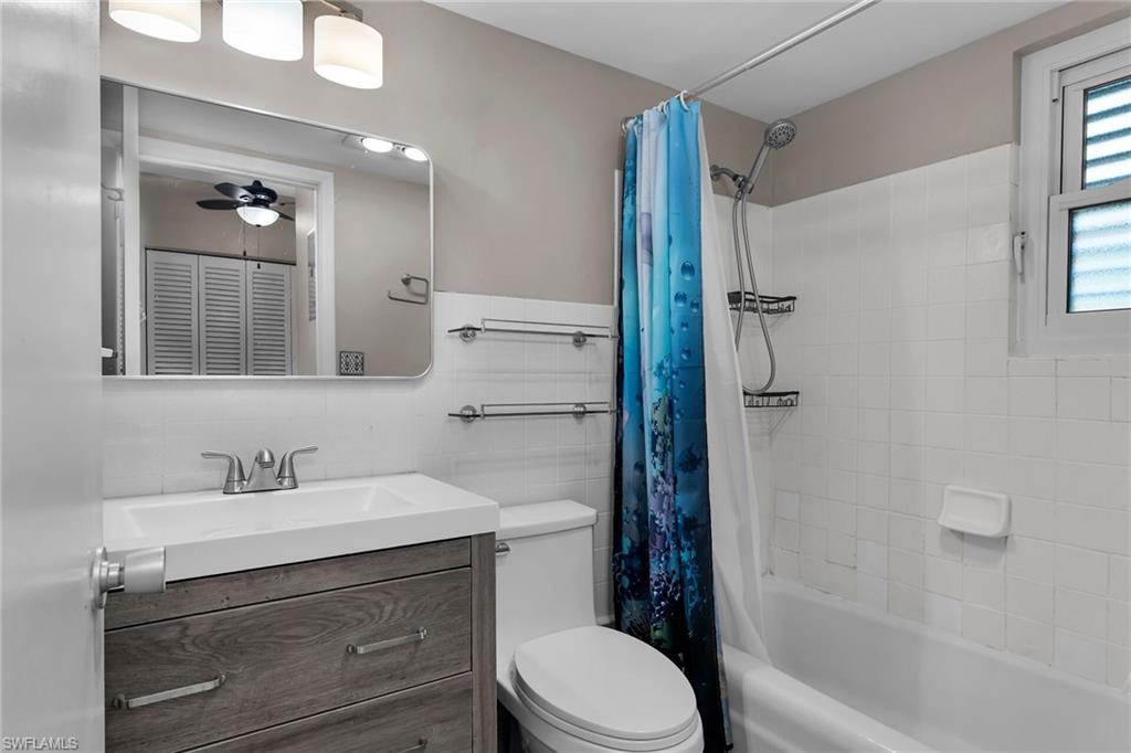 SOUTHWINDS APTS OF MARCO ISLAND - Residential