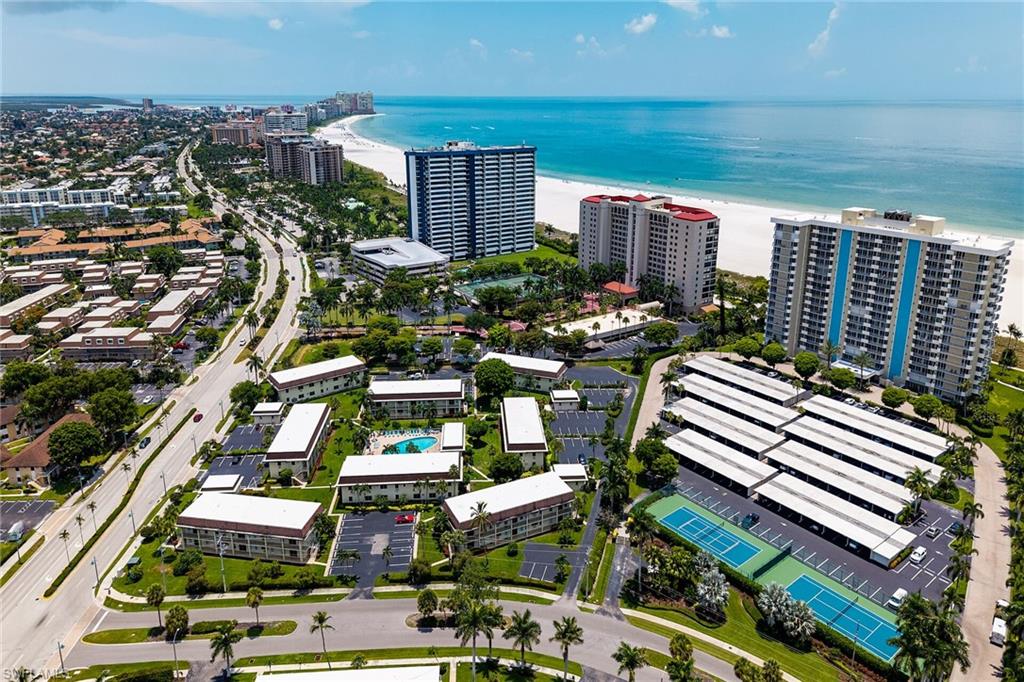 SOUTHWINDS APTS OF MARCO ISLAND - Residential