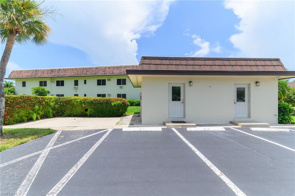SOUTHWINDS APTS OF MARCO ISLAND - Residential