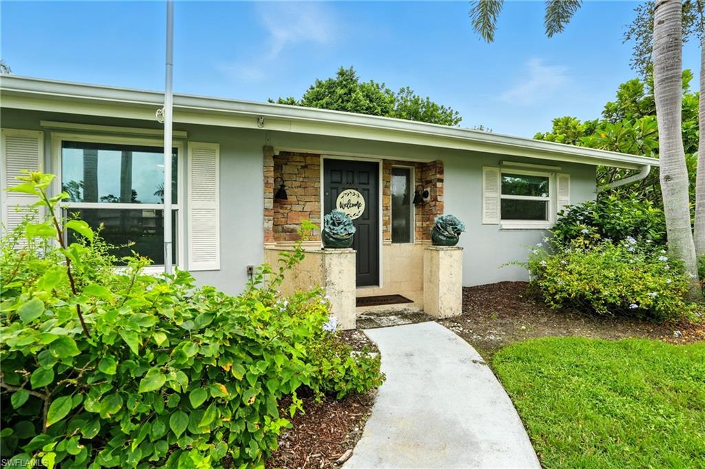 ST ANDREWS AT LELY GOLF ESTATES - Residential