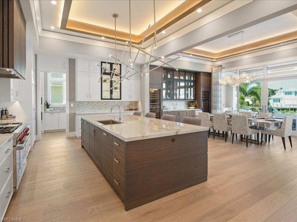 PARK SHORE - Residential