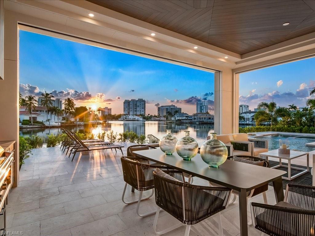 PARK SHORE - Residential