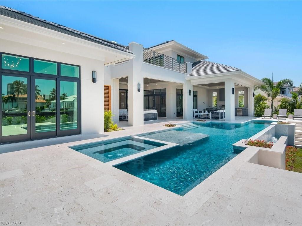 PARK SHORE - Residential