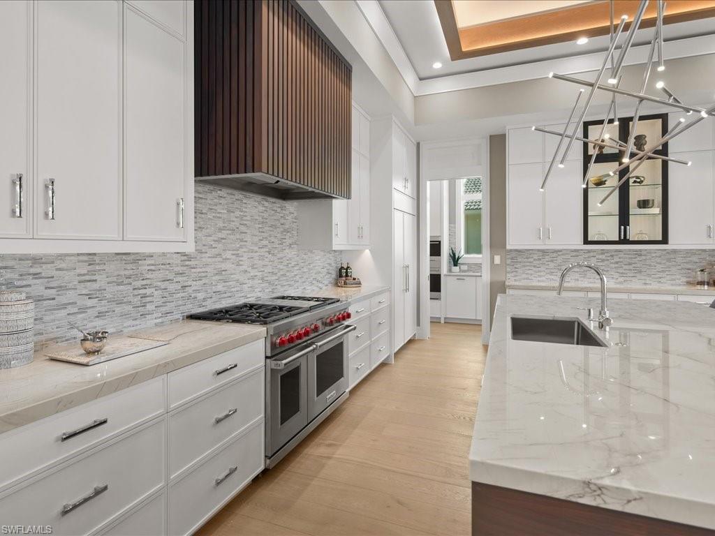 PARK SHORE - Residential