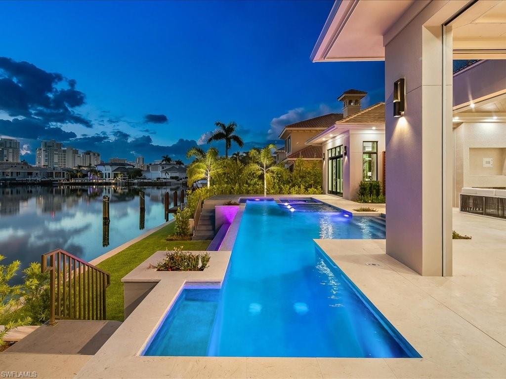 PARK SHORE - Residential