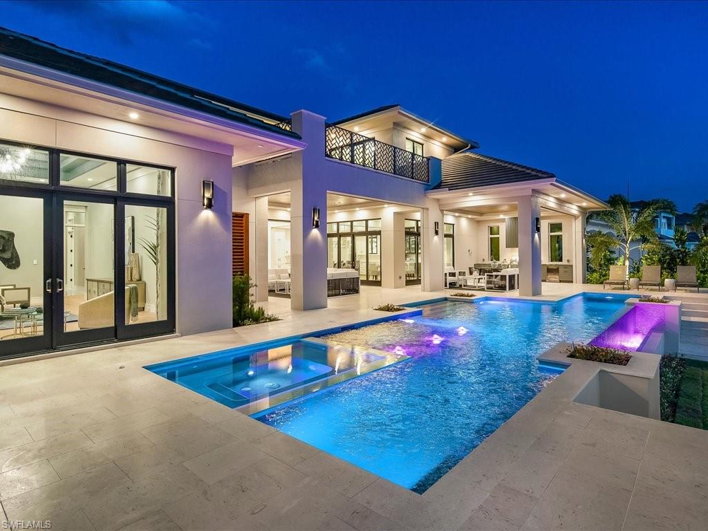 PARK SHORE - Residential