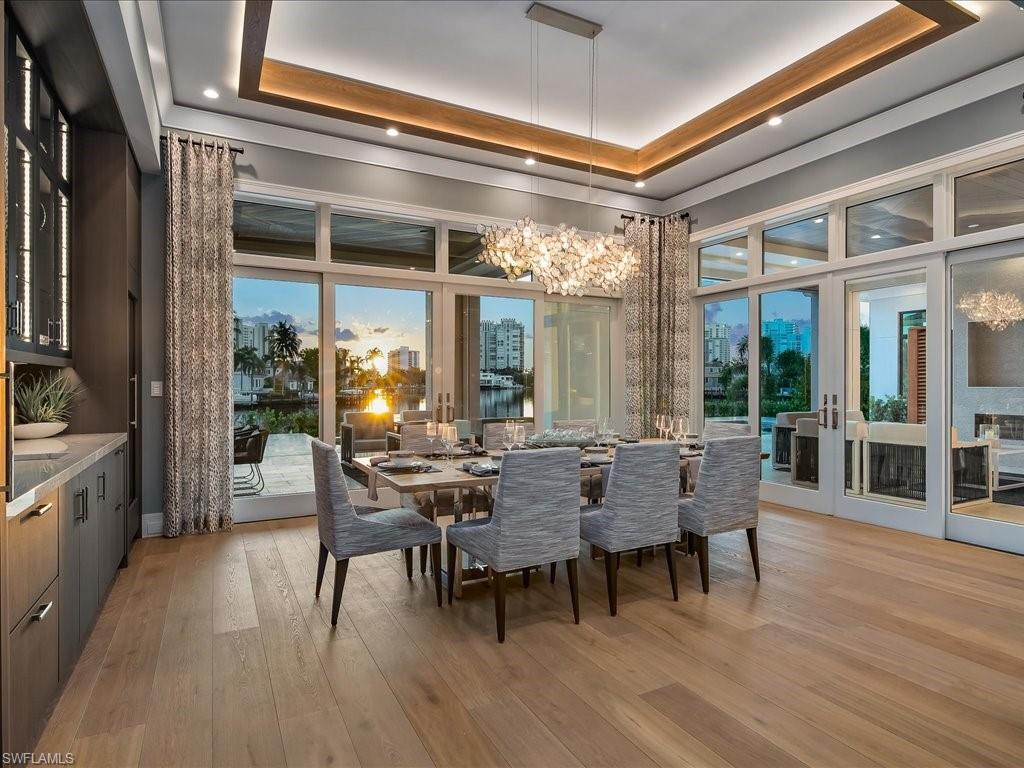 PARK SHORE - Residential