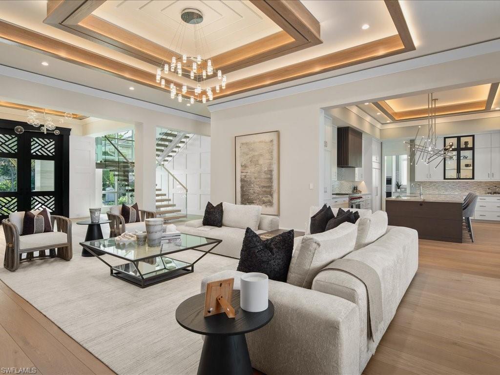 PARK SHORE - Residential
