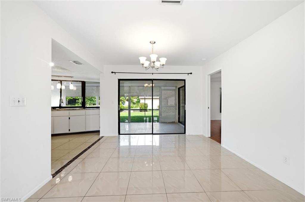 LAKEWOOD VILLAS - Residential