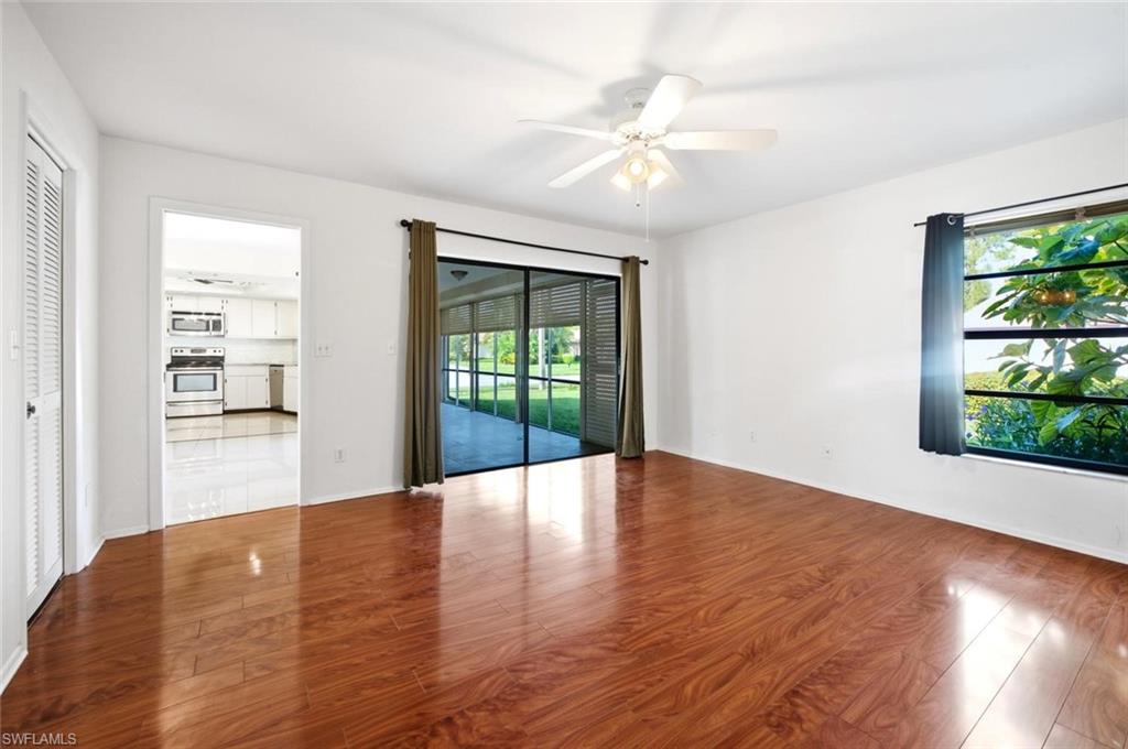 LAKEWOOD VILLAS - Residential