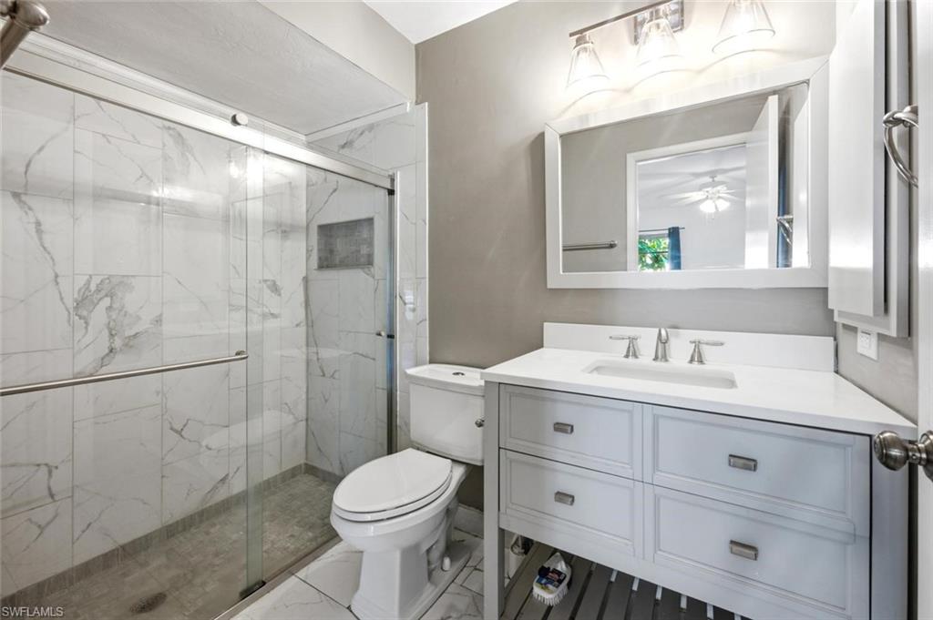 LAKEWOOD VILLAS - Residential