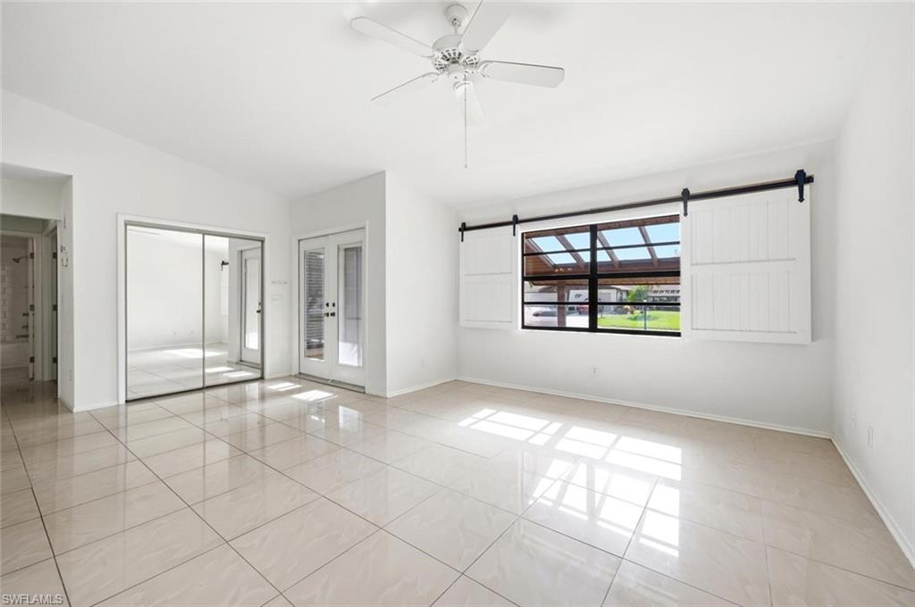 LAKEWOOD VILLAS - Residential