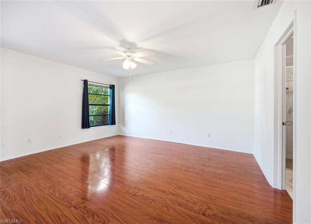 LAKEWOOD VILLAS - Residential