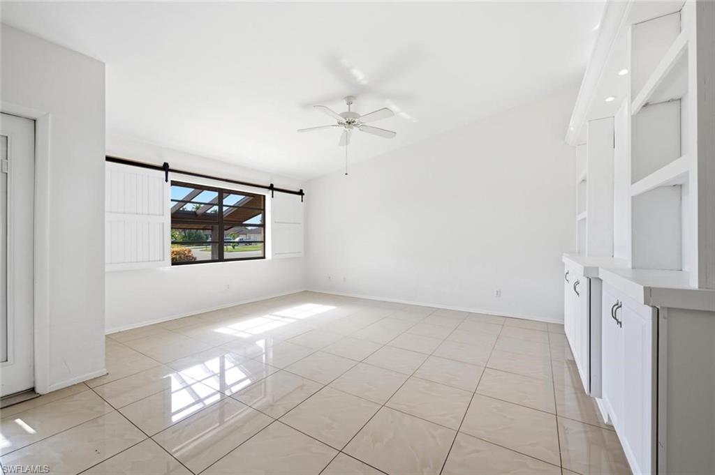 LAKEWOOD VILLAS - Residential