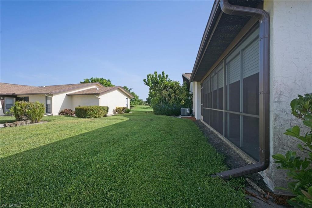 LAKEWOOD VILLAS - Residential