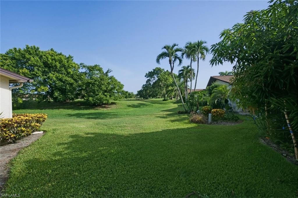 LAKEWOOD VILLAS - Residential