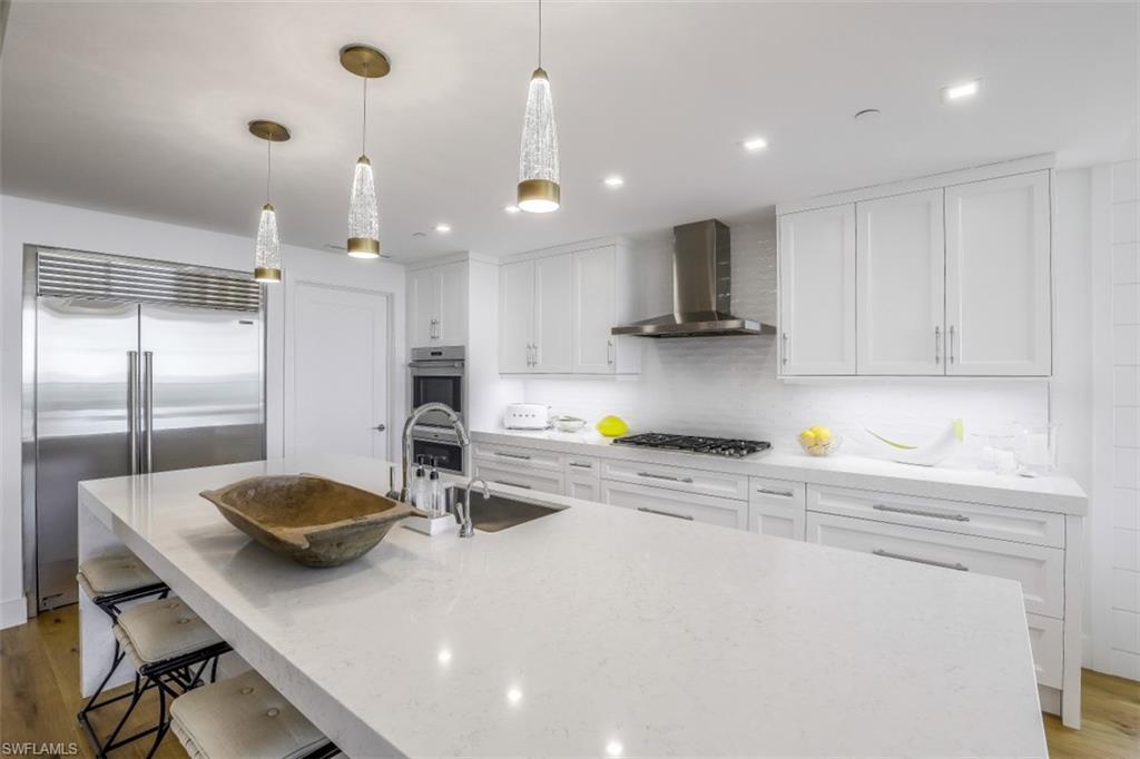 KALEA BAY TOWER 100 - Residential