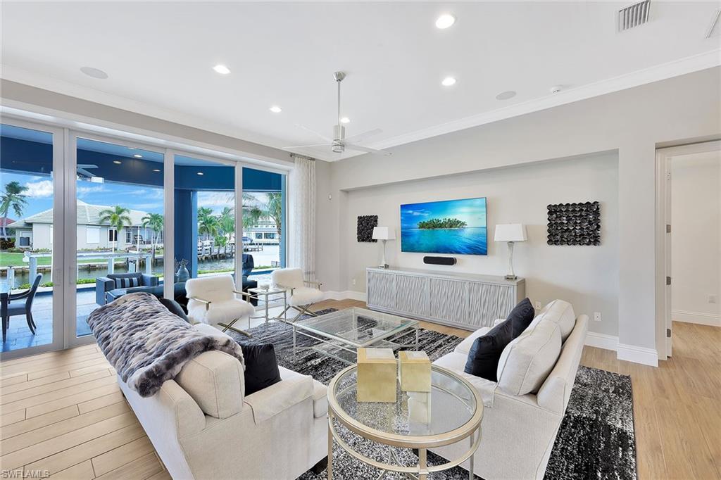 MARCO ISLAND - Residential